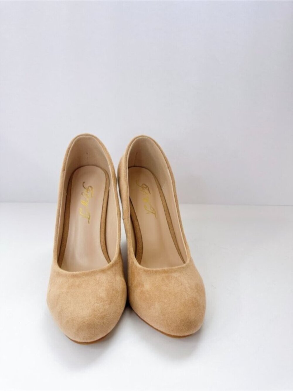 Size 7 Khaki Suede Wedge Pumps Classic Almond Toe Comfort Heels FOWT